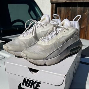 Nike Air Max 2090 White/White Sz 11